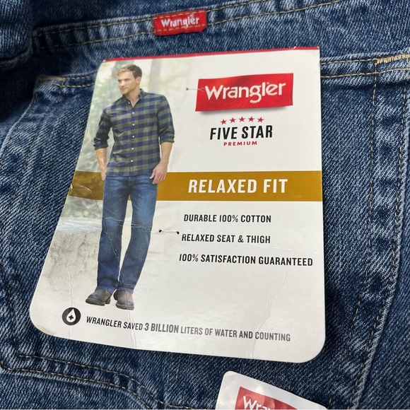 Men’s wrangler jeans, relaxed fit, 50x32 NWT!! - Picture 6 of 7